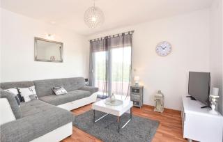 Lovely Home In Neoric - 7