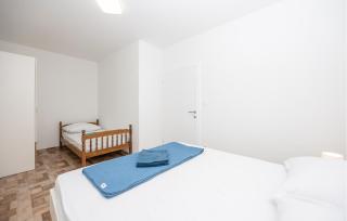 Cozy Apartment In Imotski - Imotski - 5