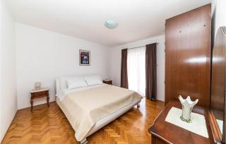Amazing Apartment In Kastel Stari - Kastel Stari - 4