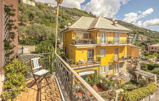 Gorgeous Apartment In Bogliasco - 4