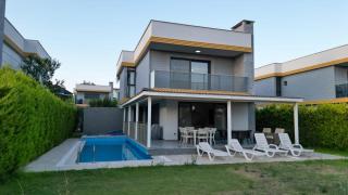 ÖZEL HAVUZLU Müstakil LÜKS VILLA - Kuşadası - 8