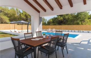 Awesome Home In Sibenik With Wifi - Šibenik - 8