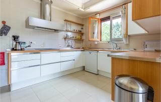 Stunning Home In Elche - Elx - 5