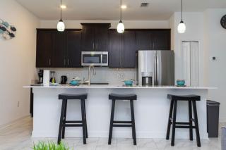 4BR/3BA Private Pool Storey Lake Resort – Best Location Near Disney! - Kissimmee - 4