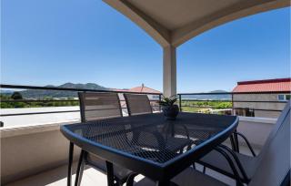 Cozy Apartment In Opuzen With Wifi - 8