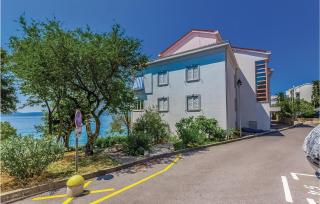 Beautiful Apartment In Selce - Selce - 4