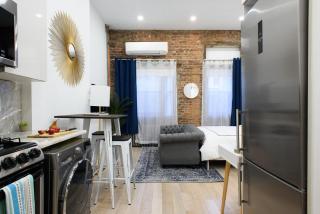 62-2B New Studio Prime UES W&D in unit - Nova Iorque - 1