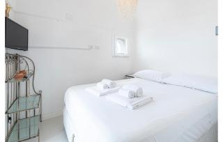 Beautiful Apartment In Raito With Wifi - Albori - 4