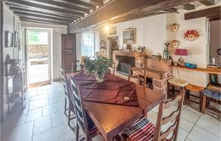 Gorgeous Home In St Denis D Authou - Frétigny - 6