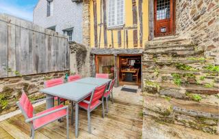 4 Bedroom Beautiful Home In Fougères - Fougères - 9