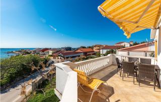 2 Bedroom Stunning Apartment In Vir - Vir - 0