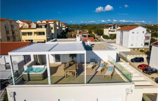 Cozy Apartment In Mandre With Wifi - Mandre - 3