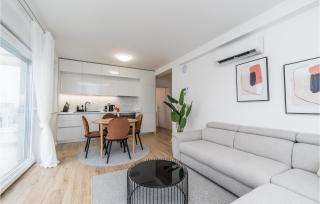 Cozy Apartment In Mandre With Wifi - Mandre - 6