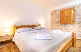 Stunning Apartment In Donje Rastane - Donje Raštane - 3