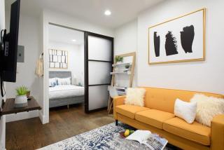 69-2A Holiday Retreat Prime Lower East Side 1BR Apt - New York - 0
