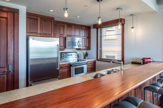 Luxury Condo With Unreal Views - Altitude 166-8 - Mont-Tremblant - 3
