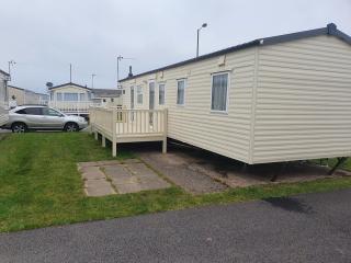 Cozee Stays Holiday Home - Rhyl - 9