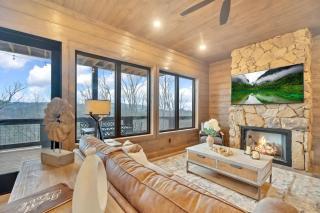 Luxury 6-Bedroom Cabin with Pool Walland - Walland - 0
