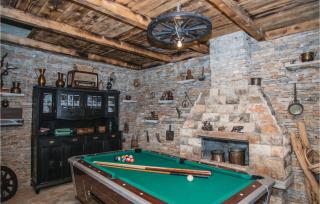 Amazing Home In Gornje Podbablje - Podbablje - 3