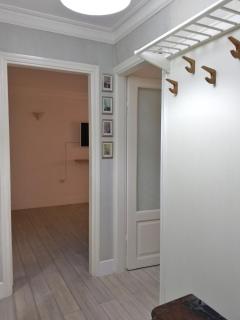 Room in Baku for girls and women - 9