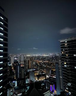 Fully Furnished One-Bedroom Unit with Balcony and a Beautiful City View - Manila - 0