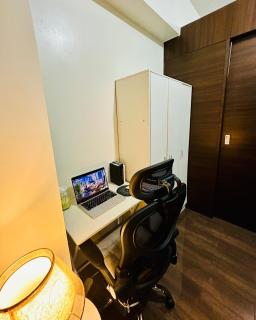 Fully Furnished One-Bedroom Unit with Balcony and a Beautiful City View - Manila - 8