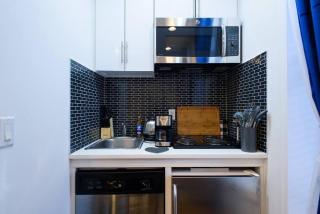 69-4B Celebrate New Year in Style Modern 1BR in Prime Lower East Side - New York - 2