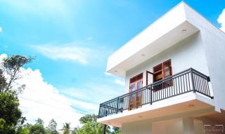PLUSH Homes Hikkaduwa, 1 bedroom AC apartment - Hikkaduwa - 9