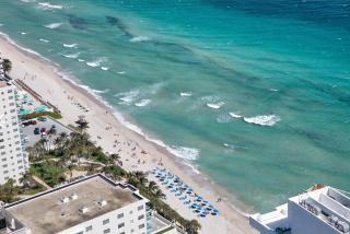Luxe Stay at Lyfe Resort -Oceanfront & Amenities - Hollywood - 1