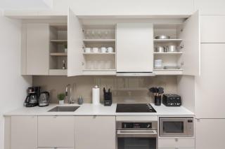 1BR Space - Downtown Toronto - 1