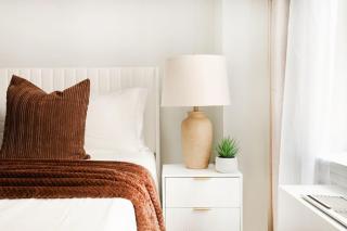 73-1004 New Studio UWS Doorman Gym - 1