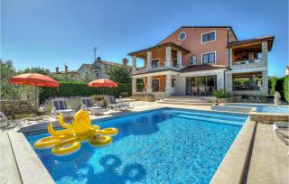 Nice Home In Buje With Wifi - Buje - 0