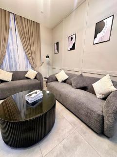 Entire 2BR Apartment with Balcony - Skypark One Gulberg Greens - Islamabad - 0