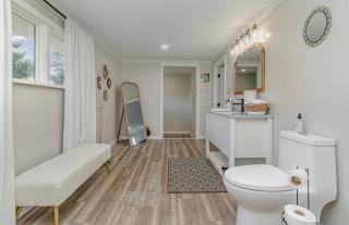 Adorable Clare Guest Suite! - Clare - 5