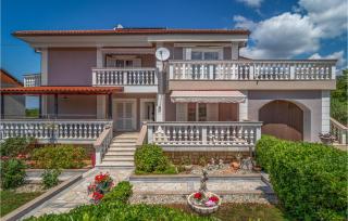 Lovely Apartment In Jadranovo With Wifi - Jadranovo - 2