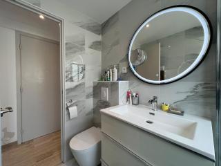 Sea view, top floor facing Port Canto in Palm Beach - Cannes - 6