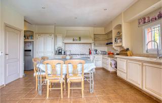 Stunning Home In Les Adrets-De-Lestére - Les Adrets de l'Esterel - 5