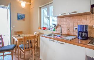 Cozy Apartment In Lukovo - Lukovo - 3