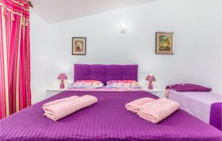 2 Bedroom Stunning Apartment In Pula - Pula - 2