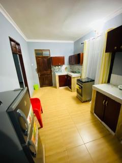 Elie's apartment - Dar es Salaam - 3