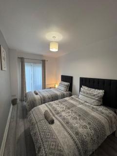 Modern Apartment good distance from Dublin City and Airport 4people - 8