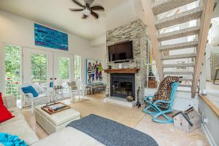 Riverside Chalet in Belfountain - Erin - 8