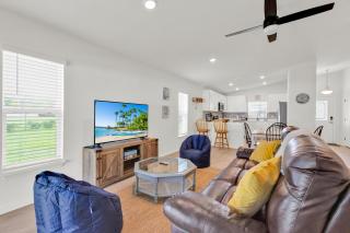 3BR House with Backyard & access to Auburndale Trail - 7