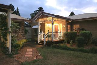 Lakefront holiday villa - Yungaburra - 5