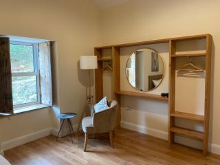 Kylemore house boutique apartments - Diamond Lounge -  - 4