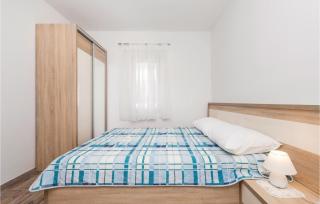 Lovely Apartment In Mandre With Wifi - Mandre - 7