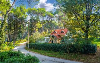 1 Bedroom Cozy Apartment In Premantura - Premantura - 2