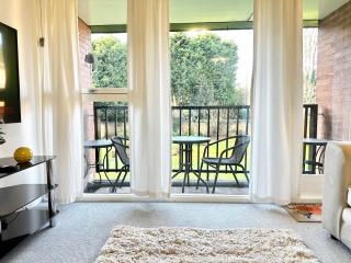 Stylish Modern City Centre Flat - Birmingham - 9