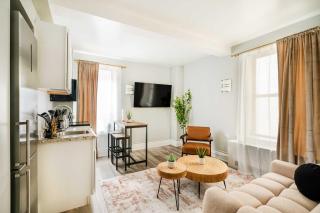 73-508 New 1BR 1Bth UWS Doorman Gym - New York - 7