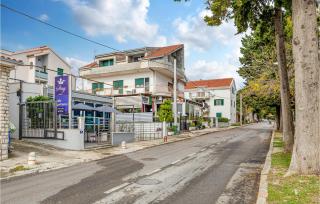 Nice Apartment In Kastel Novi - Kaštela - 1